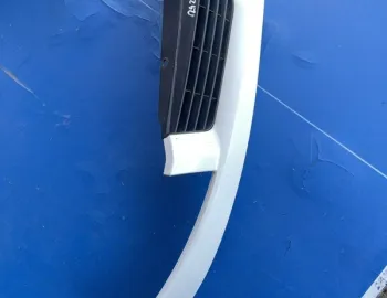 Grilă radiator - Renault Kangoo 1 generation [restyling] [2003 - 2009] Van 1.9 MT (65 hp)