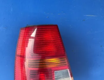 Lampă spate - Parte montare: Stânga - Volkswagen Golf 4 generation [1997 - 2006] wagon 1.6 MT (105 hp)