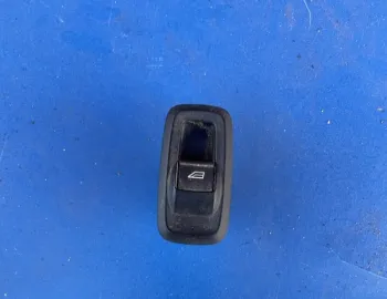 Buton ridicare geam - Parte montare: Dreapta față - Ford Fiesta 6 generation [2008 - 2013] Hatchback 5-doors 1.6TDCi MT (75 hp)