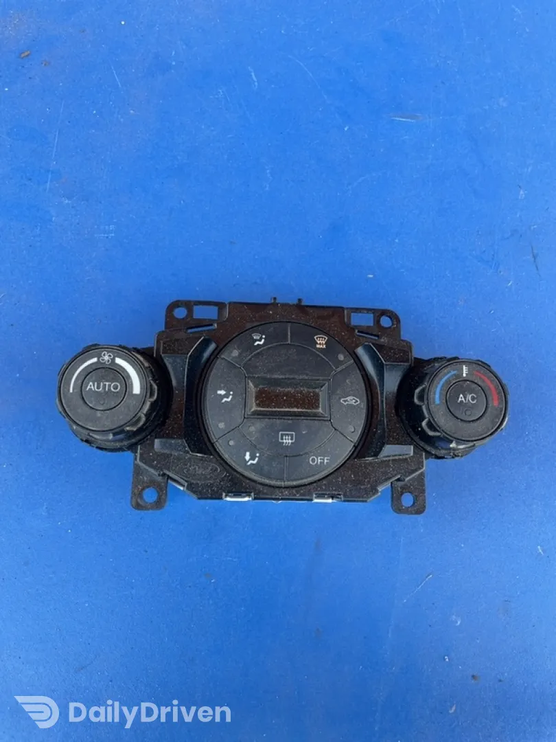 Climatronic - Ford Fiesta 6 generation [2008 - 2013] Hatchback 5-doors 1.6TDCi MT (75 hp)