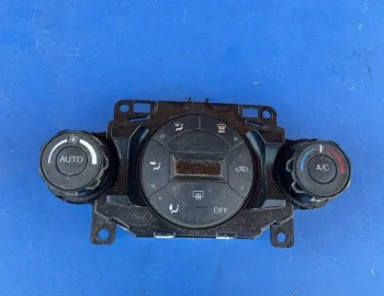 Climatronic - Ford Fiesta 6 generation [2008 - 2013] Hatchback 5-doors 1.6TDCi MT (75 hp)