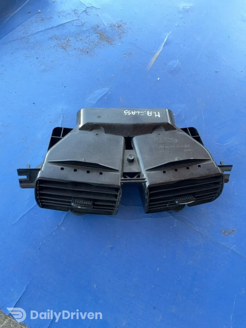 Guri ventilație - Parte montare: Central - Mercedes-Benz A-Class W168 [1997 - 2001]
