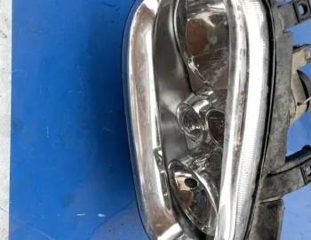 Far față - Parte montare: Dreapta - Volkswagen Golf 4 generation [1997 - 2006] wagon 1.9 TDI MT (90 hp)