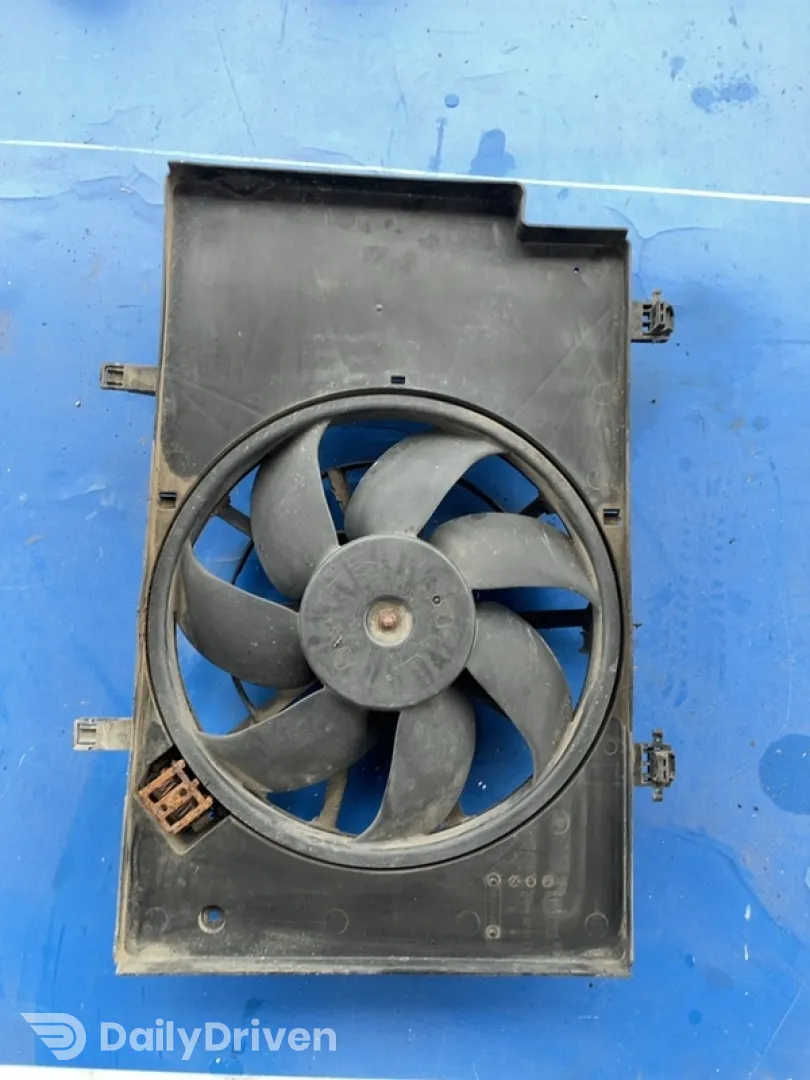 Ventilator răcire - Ford Fiesta 6 generation [2008 - 2013] Hatchback 5-doors 1.6TDCi MT (75 hp)