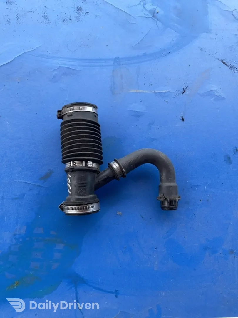 Furtun intercooler turbo - Ford Fiesta 6 generation [2008 - 2013] Hatchback 5-doors 1.6TDCi MT (75 hp)