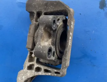 Suport motor - Parte montare: Dreapta - Volvo V50 1 generation [2003 - 2011] wagon 2.0 D MT (136 hp)