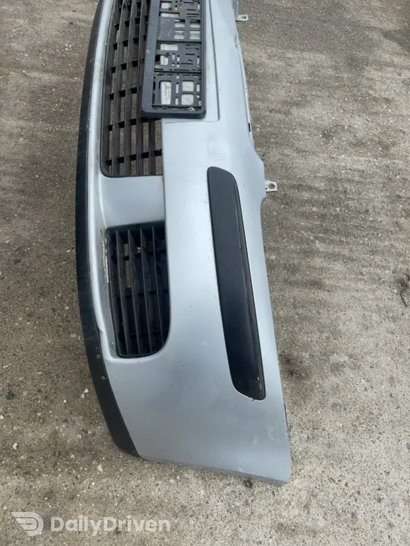Bară protecție - Culoare: Gri, Parte montare: Față - Volkswagen Golf 5 generation [2003 - 2009] Hatchback 5-doors 1.9 TDI 5MT (105 hp)