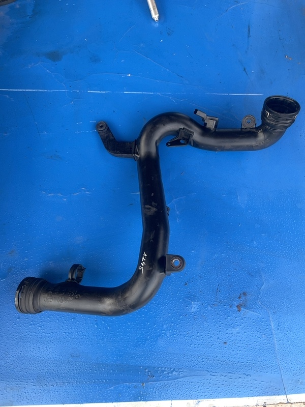 Furtun intercooler turbo - Volkswagen Golf 5 generation [2003 - 2009] Hatchback 5-doors 1.9 TDI 5MT (105 hp)
