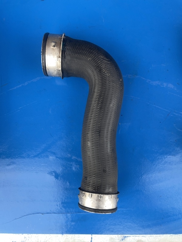 Furtun intercooler turbo - Volkswagen Golf 5 generation [2003 - 2009] Hatchback 5-doors 1.9 TDI 5MT (105 hp)