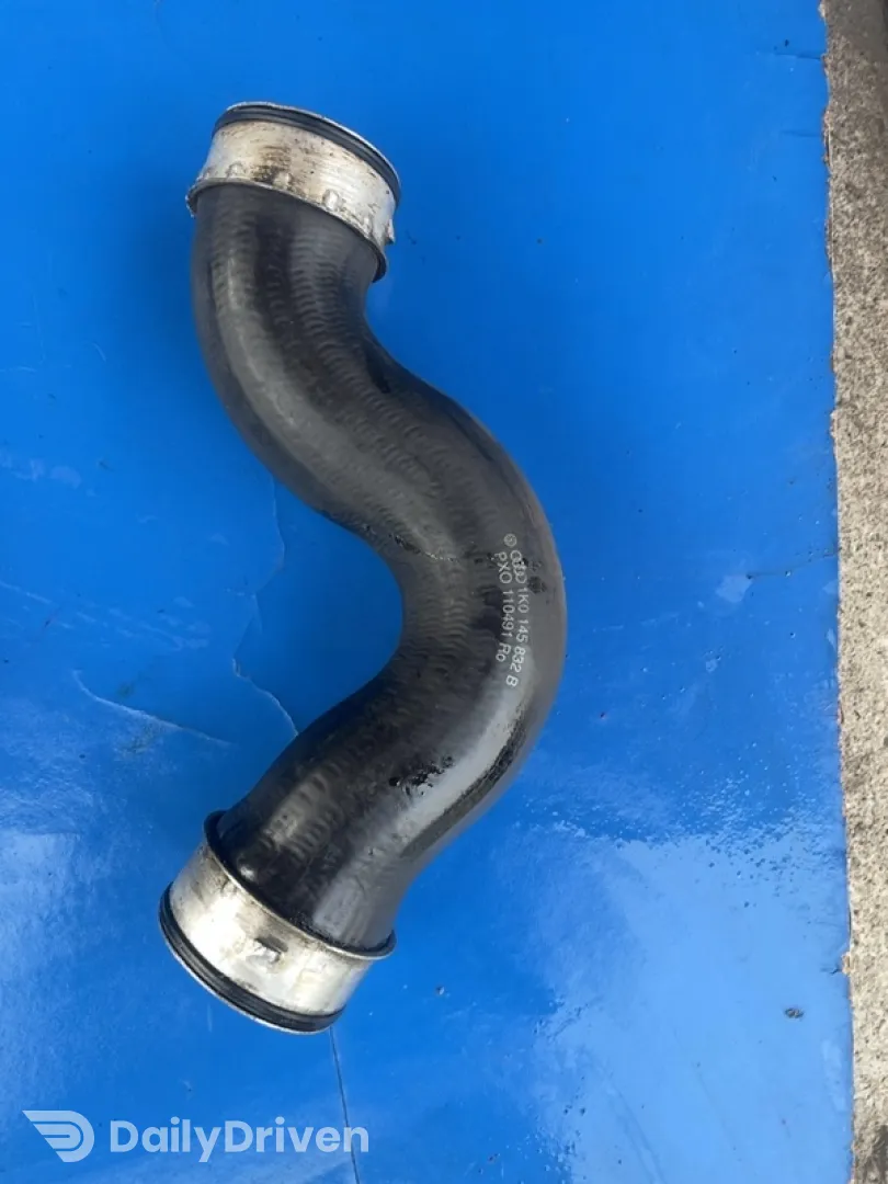 Furtun intercooler turbo - Volkswagen Golf 5 generation [2003 - 2009] Hatchback 5-doors 1.9 TDI 5MT (105 hp)