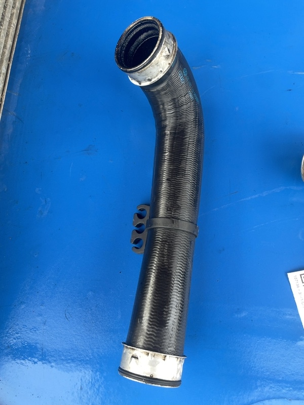 Furtun intercooler turbo - Volkswagen Golf 5 generation [2003 - 2009] Hatchback 5-doors 1.9 TDI 5MT (105 hp)