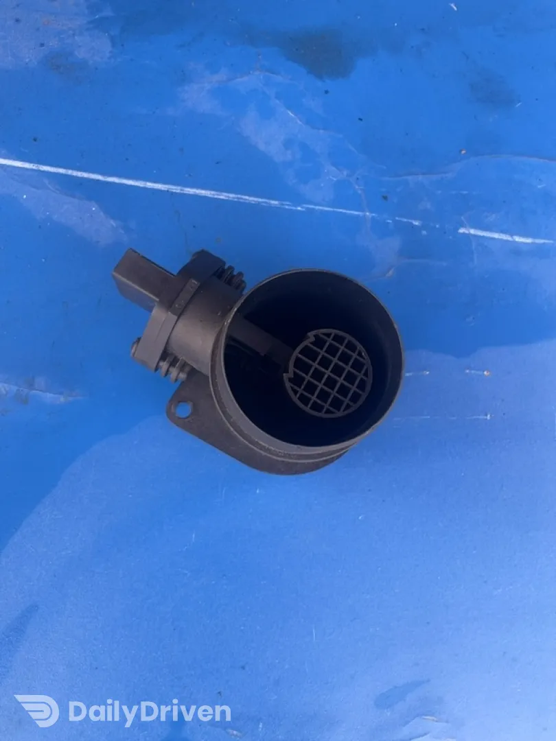 Debitmetru aer - Volkswagen Golf 5 generation [2003 - 2009] Hatchback 5-doors 1.9 TDI 5MT (105 hp)