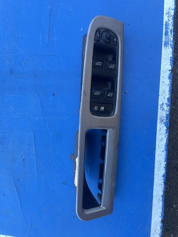 Buton ridicare geam - Parte montare: Stânga f - Volvo V50 1 generation [2003 - 2011]
