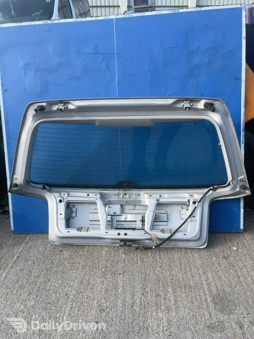 Haion - Culoare: Gri, Varianta: Hatchback - Volkswagen Golf 4 generation [1997 - 2006] Hatchback 3-doors 1.4 MT (75 hp)