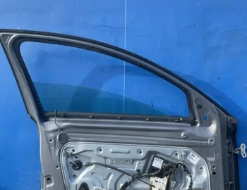 Ușă față - Culoare: Gri, Parte montare: Stânga față - Volvo V50 1 generation [2003 - 2011] wagon 2.0 D MT (136 hp)