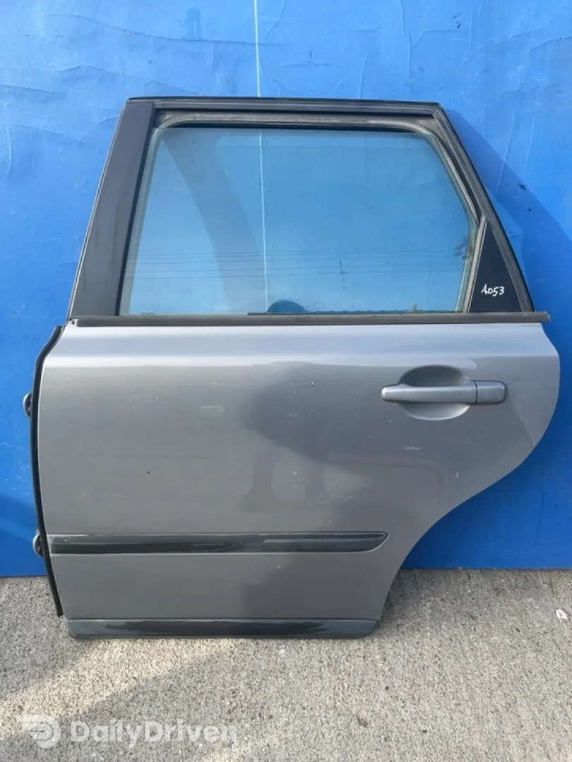 Ușă spate - Parte montare: Stânga spate, Varianta: Wagon - Volvo V50 1 generation [2003 - 2011] wagon 2.0 D MT (136 hp)