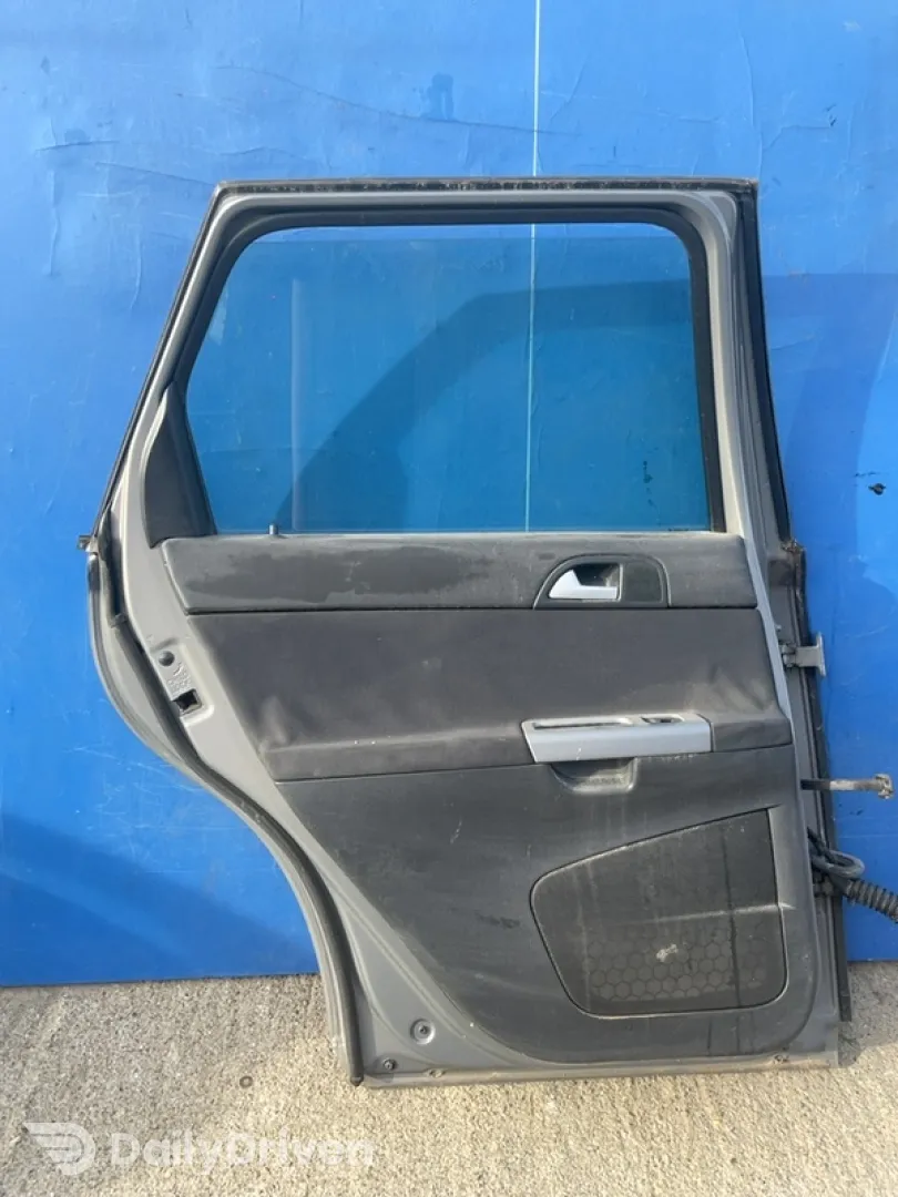 Ușă spate - Parte montare: Stânga spate, Varianta: Wagon - Volvo V50 1 generation [2003 - 2011] wagon 2.0 D MT (136 hp)