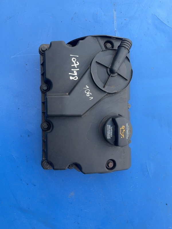 Capac culbutori - Volkswagen Polo 4 generation [2001 - 2005] Hatchback 5-doors 1.4 TDI MT (75 hp)