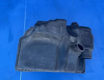 Carcasă filtru aer - Renault Megane 2 generation [2002 - 2006] Sedan 1.6 MT (113 hp)