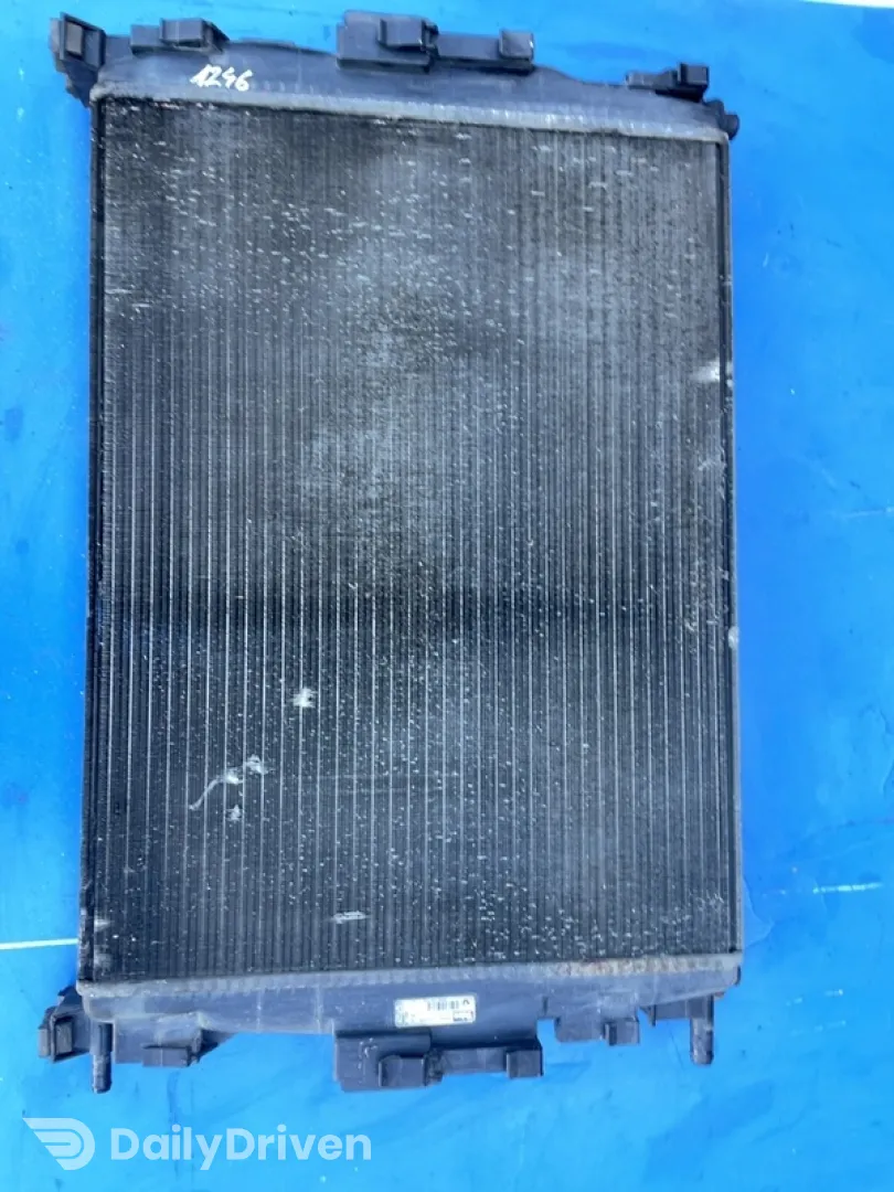 Radiator răcire - Renault Megane 2 generation [2002 - 2006] Sedan 1.6 MT (113 hp)