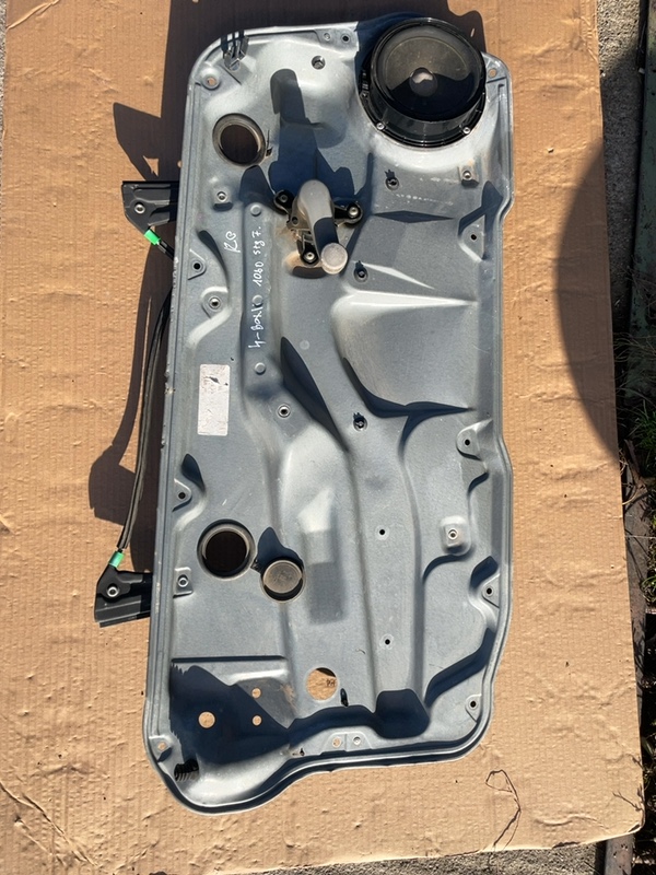 Macara geam  - Parte montare: Stânga față, Manuală, Alte specificații: in 2 usi - Volkswagen Golf 4 generation [1997 - 2006] Hatchback 3-doors 1.4 MT (75 hp)