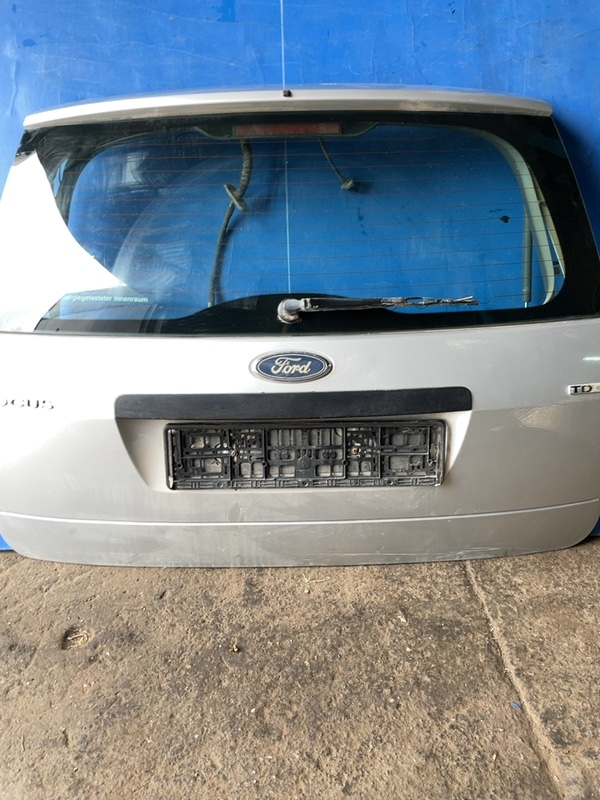 Haion - Varianta: Wagon - Ford Focus 2 generation [2004 - 2008] wagon 5-doors 1.6 TDCi MT (109 hp)