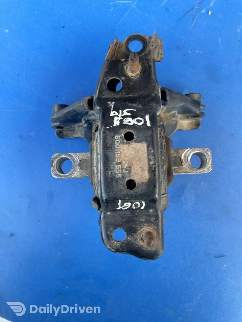 Suport motor - Parte montare: Stânga - Volkswagen Polo 4 generation [2001 - 2005] Hatchback 5-doors 1.4 TDI MT (75 hp)