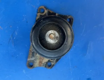 Suport motor - Parte montare: Dreapta - Volkswagen Polo 4 generation [2001 - 2005] Hatchback 5-doors 1.4 TDI MT (75 hp)