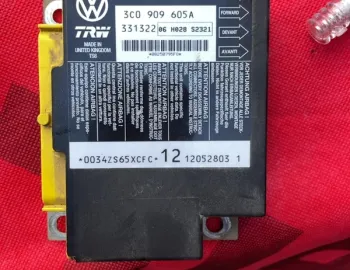 Modul airbag - Volkswagen Passat B6 [2005 - 2010] Sedan 4-doors 2.0 TDI MT (140 hp)