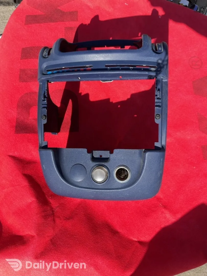 Consolă centrală - Smart Fortwo 1 generation [1998 - 2002] Cabriolet 0.8 d(41hp) diesel