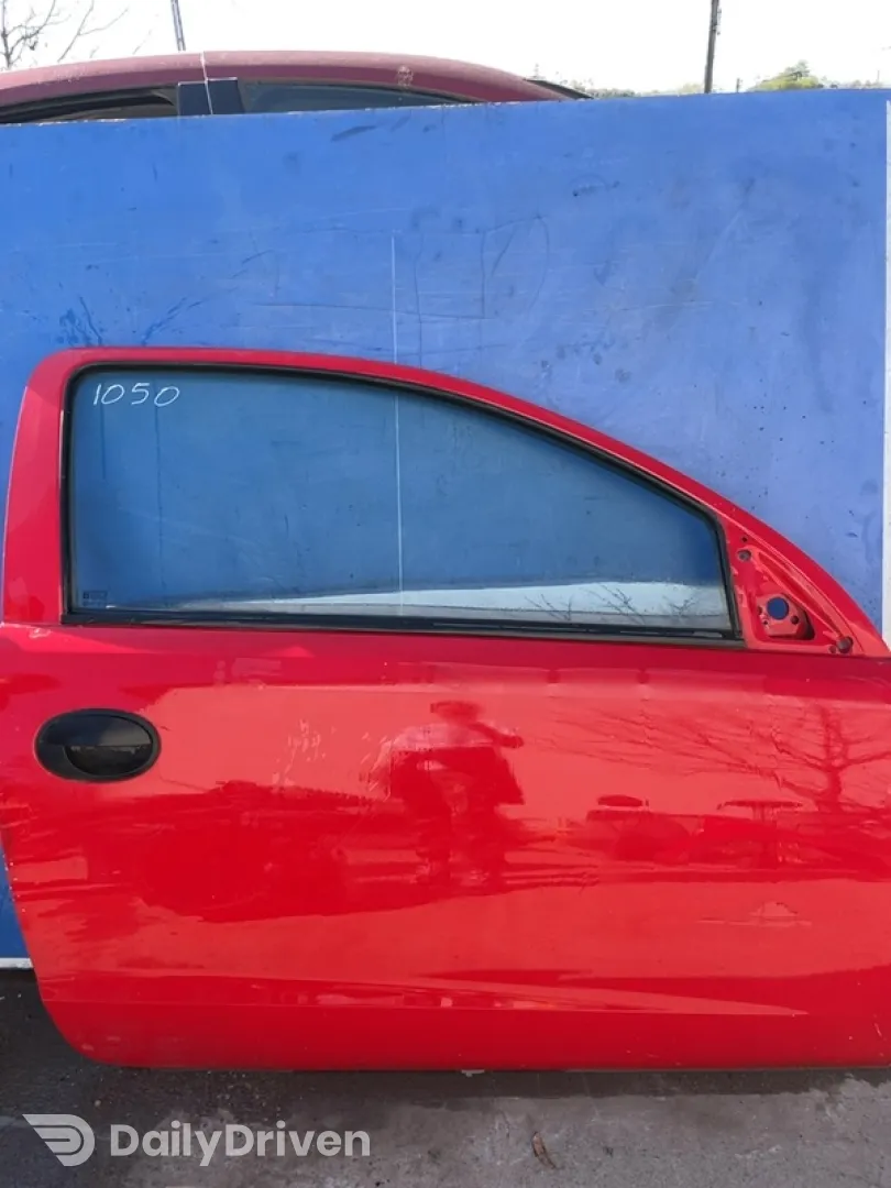 Ușă față - Culoare: Roșu, Parte montare: Dreapta - Opel Corsa C [restyling] [2003 - 2006] Hatchback 3-doors 1.0 MT (60 hp)