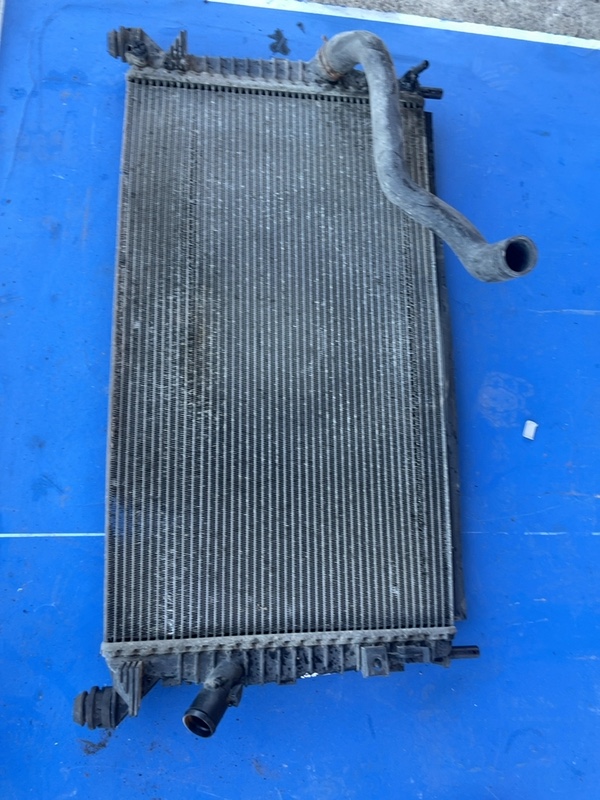 Radiator răcire - Volvo V50 1 generation [2003 - 2011] wagon 2.0 D MT (136 hp)