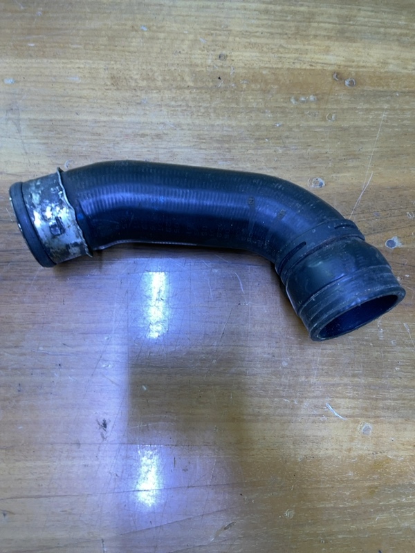 Furtun intercooler turbo - Volkswagen Polo 4 generation [2001 - 2005] Hatchback 5-doors 1.4 TDI MT (75 hp)
