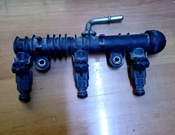 Rampă injectoare - Combustibil: Benzină - Opel Corsa C [2000 - 2003] Hatchback 3-doors 1.0 MT (58 hp)