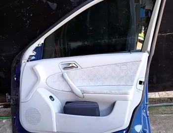 Ușă față - Culoare: Albastru, Parte montare: Dreapta  - Mercedes-Benz C-Class W203 [2000 - 2004] wagon 5-doors C 200 Kompressor AT (163 hp)