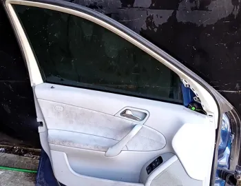 Ușă față - Culoare: Albastru, Parte montare: Stânga - Mercedes-Benz C-Class W203 [2000 - 2004] wagon 5-doors C 200 Kompressor AT (163 hp)