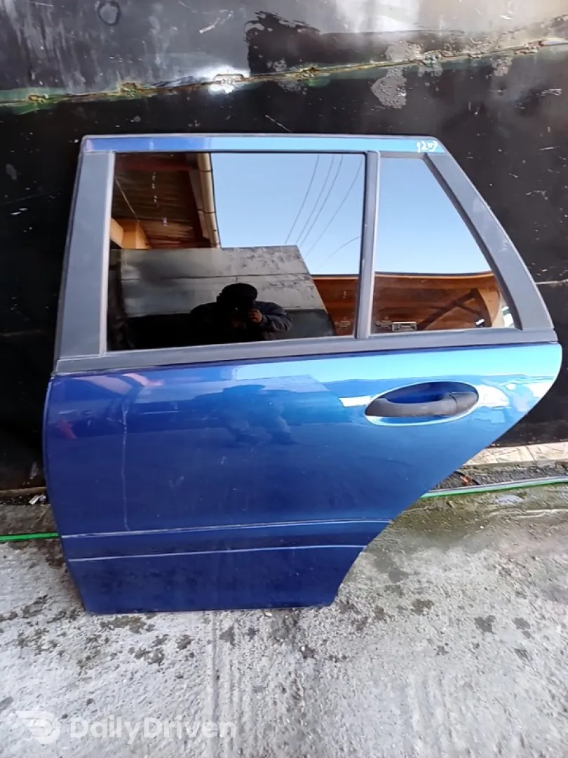 Ușă spate - Parte montare: Stânga, Varianta: Wagon - Mercedes-Benz C-Class W203 [2000 - 2004] wagon 5-doors C 200 Kompressor AT (163 hp)