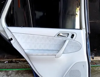 Ușă spate - Parte montare: Stânga, Varianta: Wagon - Mercedes-Benz C-Class W203 [2000 - 2004] wagon 5-doors C 200 Kompressor AT (163 hp)