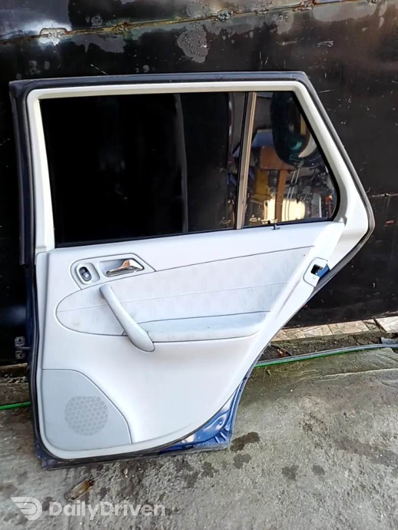 Ușă spate - Parte montare: Dreapta , Varianta: Wagon 5 uși - Mercedes-Benz C-Class W203 [2000 - 2004] wagon 5-doors C 200 Kompressor AT (163 hp)