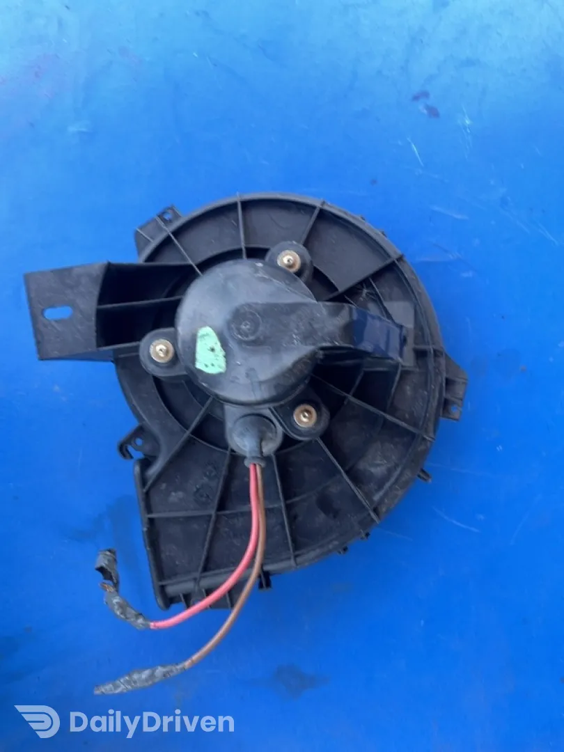 Ventilator habitaclu - Opel Corsa C [2000 - 2003] Hatchback 3-doors 1.0 MT (58 hp)