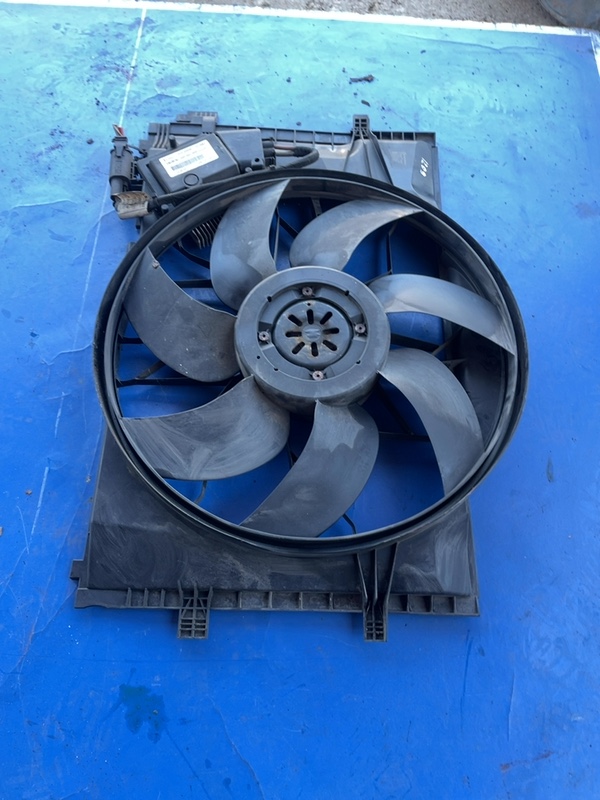 Ventilator răcire - Mercedes-Benz C-Class W203 [2000 - 2004] wagon 5-doors C 200 Kompressor AT (163 hp)