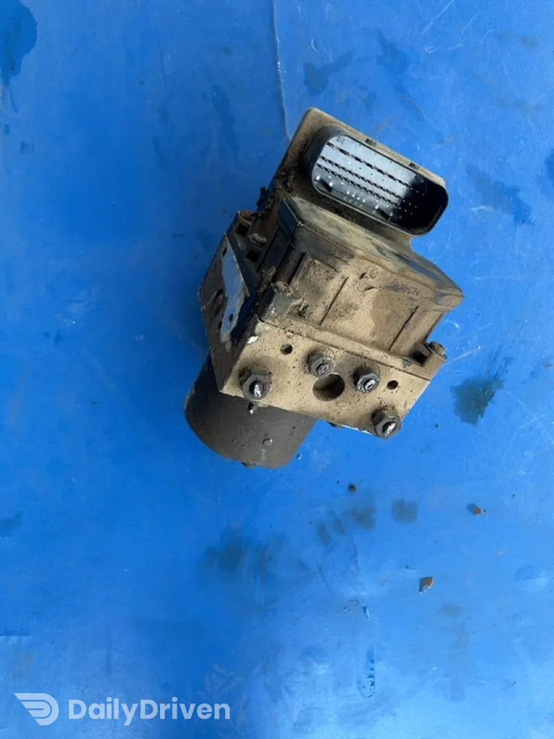 Pompă ABS - Ford Mondeo 3 generation [2000 - 2003] Liftback 2.0 Di MT (115 hp)
