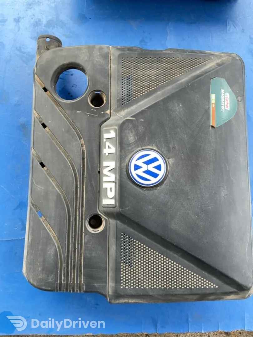 Capac motor - Volkswagen Polo 3 generation [restyling] [2000 - 2002] Hatchback 3-doors 1.0 MT (50 hp)