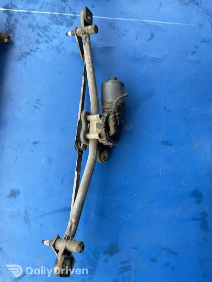 Ansamblu stergător parbriz - Parte montare: Față - Ford Mondeo 3 generation [2000 - 2003] Liftback 2.0 Di MT (115 hp)