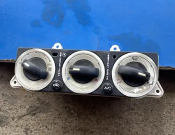 Panou comandă climă - Ford Mondeo 3 generation [2000 - 2003] Liftback 2.0 Di MT (115 hp)