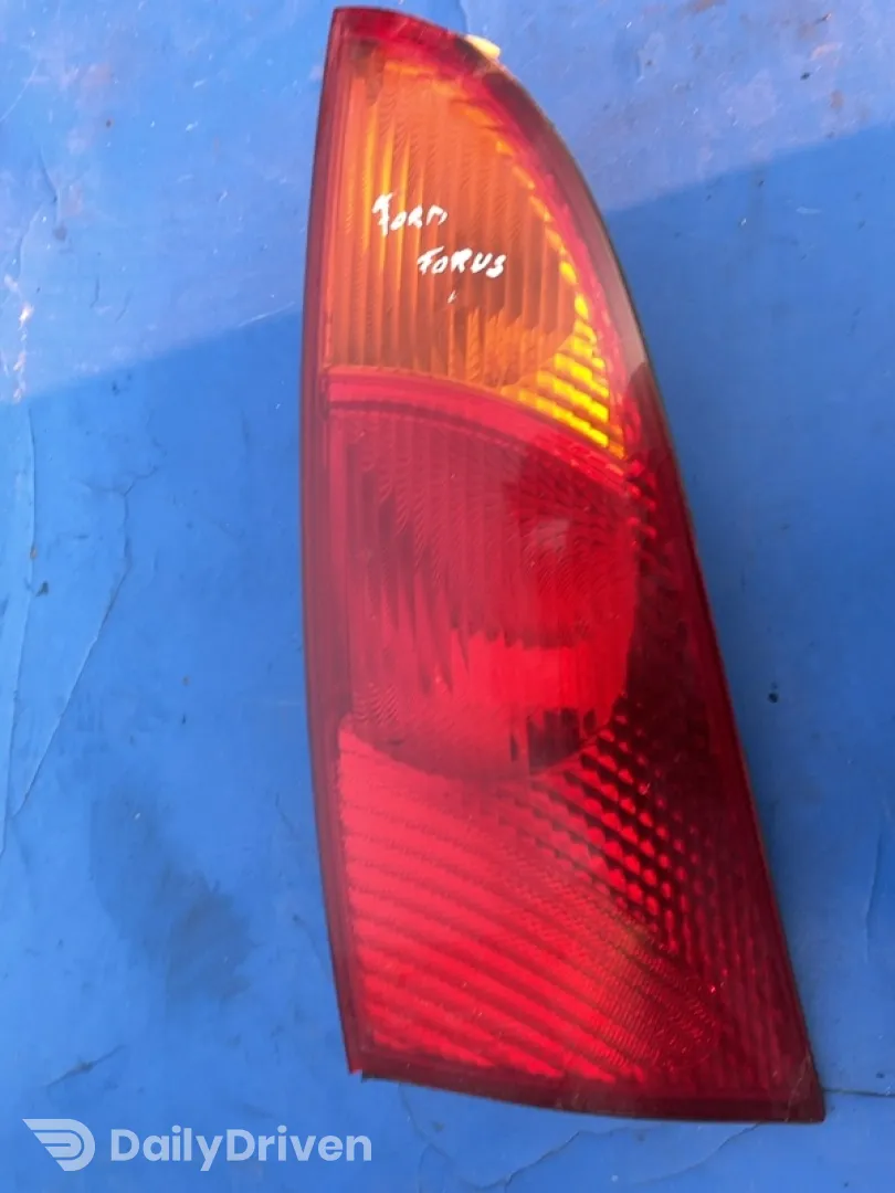 Lampă spate - Parte montare: Dreapta , Varianta: Hatchback - Ford Focus 1 generation [1998 - 2004]