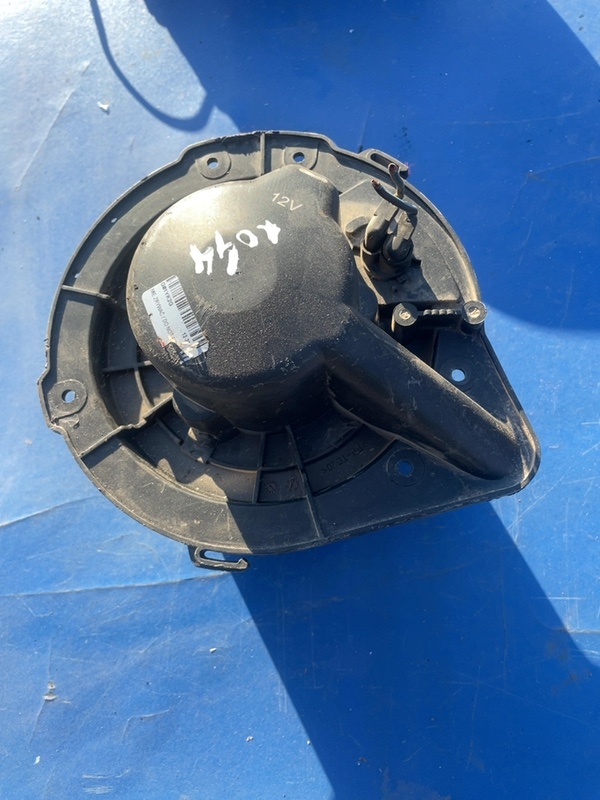 Ventilator habitaclu - Audi A4 B5 [1994 - 1999] Sedan 1.6 MT (101 hp)