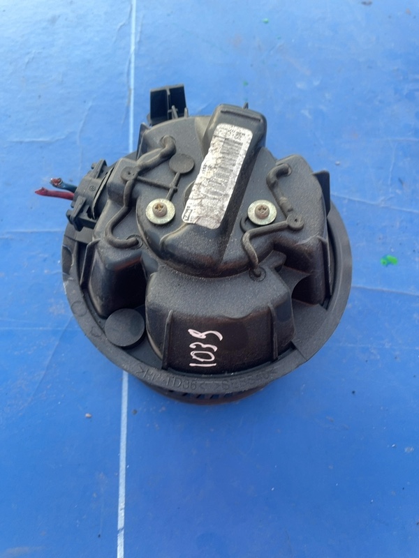 Ventilator habitaclu - Nissan Micra 3 generation [2002 - 2010] Hatchback 3-doors 1.4 MT (88 hp)
