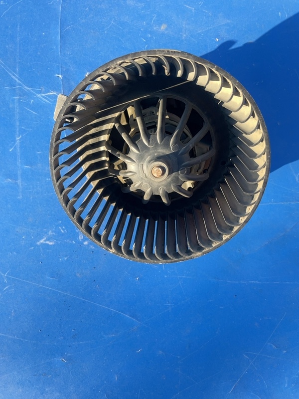 Ventilator habitaclu - Dacia Logan 1 generation [2004 - 2008] Sedan 1.4 MT (75 hp)