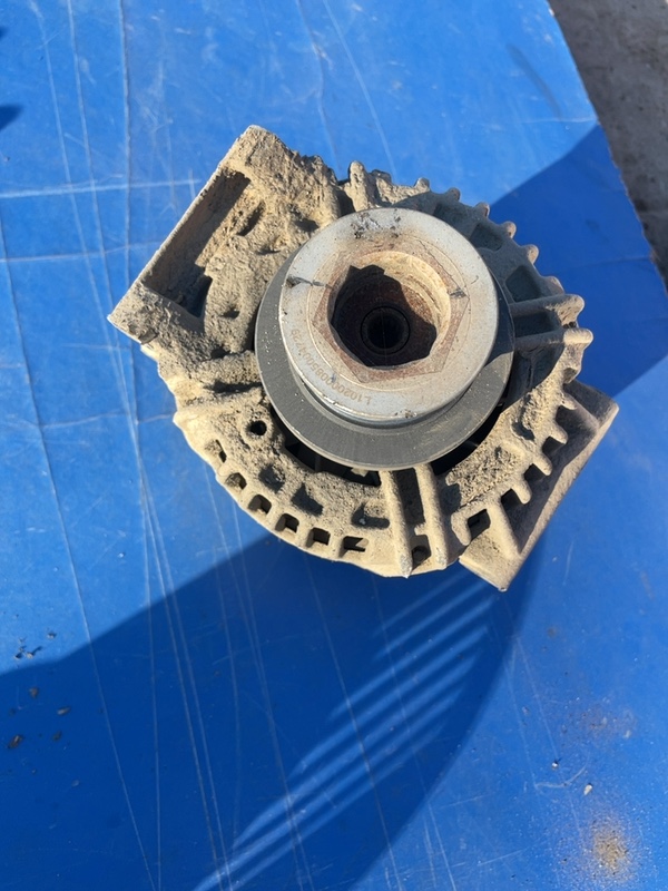Alternator - Dacia Logan 1 generation [2004 - 2008] Sedan 1.4 MT (75 hp)